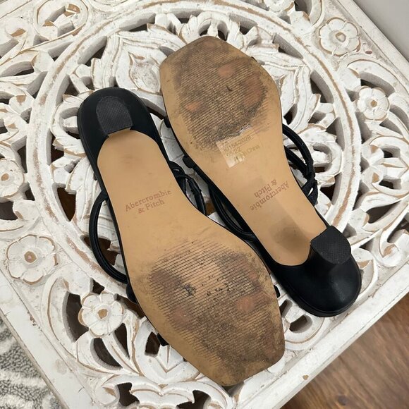 Abercrombie & Fitch strappy sandals 7.5 - Picture 5 of 6